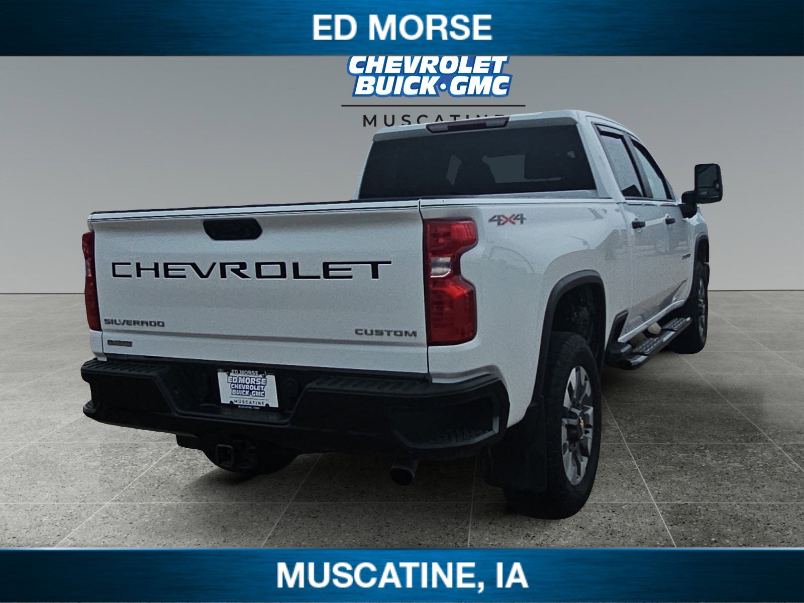 Used 2022 Chevrolet Silverado 2500 Custom w/ Custom Value Package image 5