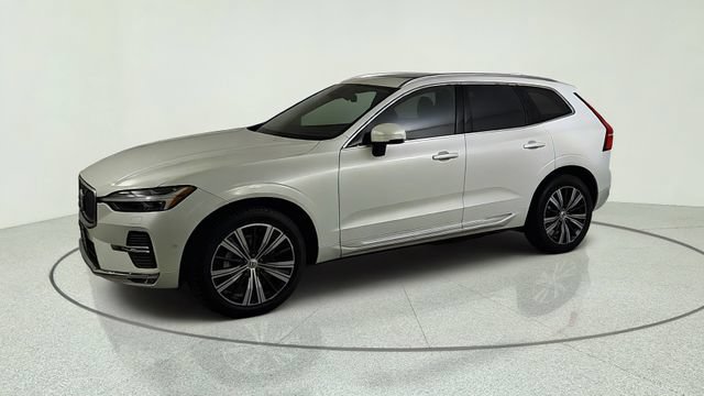 Used 2023 Volvo XC60 B5 Ultimate FWD image 3