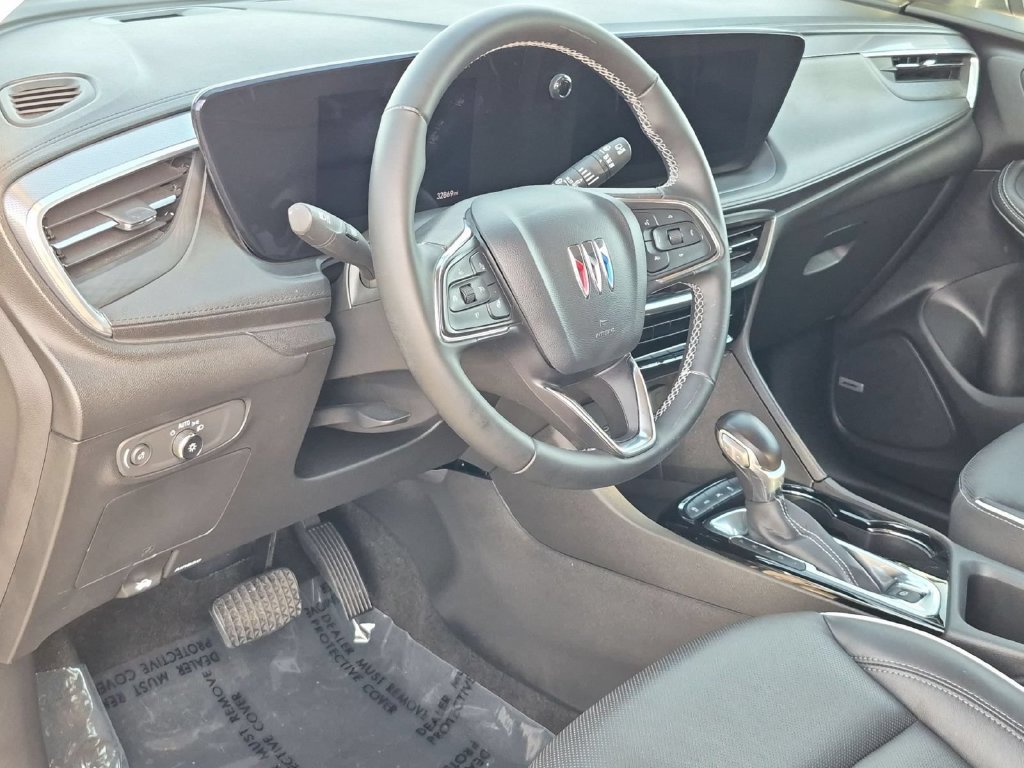Used 2024 Buick Encore GX Avenir w/ Avenir Convenience Package AWD/4WD image 11