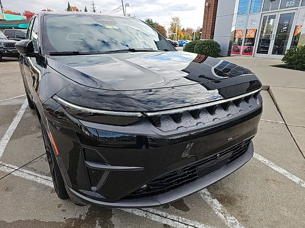 Used 2024 Jeep Wagoneer Launch Edition image 5