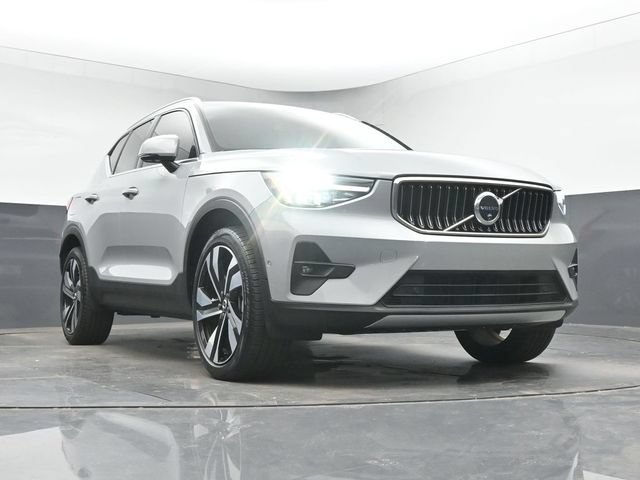 Used 2024 Volvo XC40 B5 Plus w/ Protection Package Premier AWD/4WD image 49