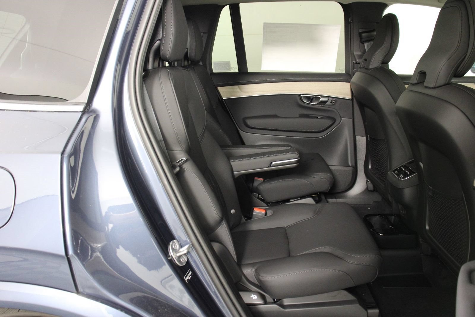 New 2026 Volvo XC90 B6 Plus AWD/4WD image 11