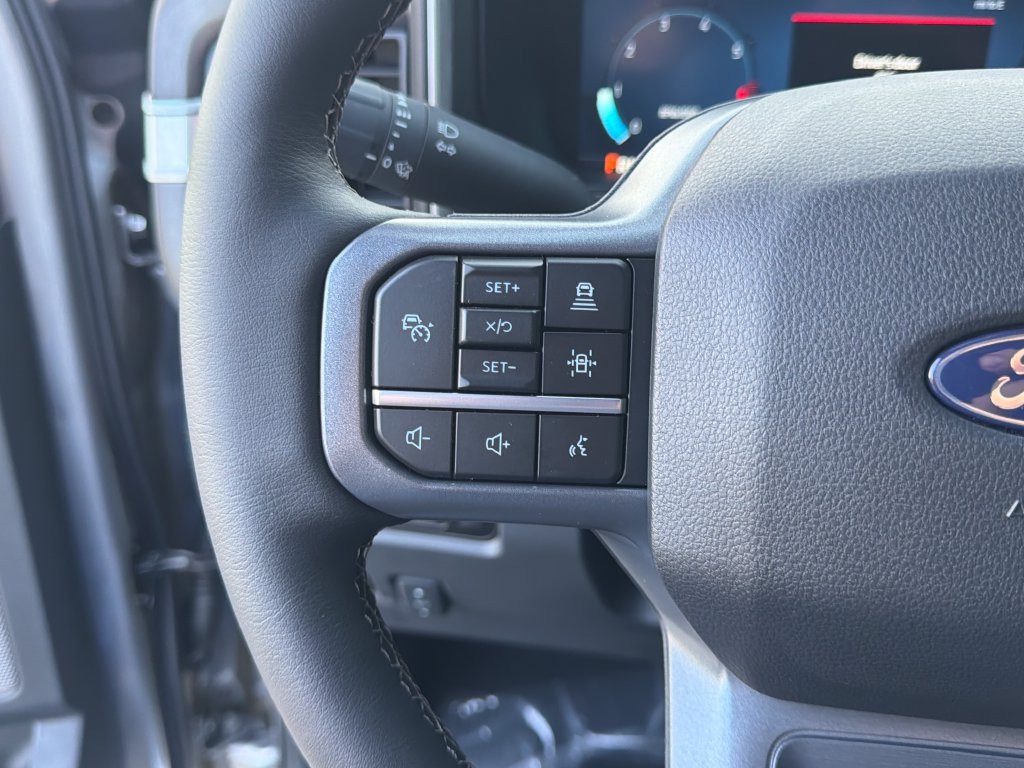 New 2027 Ford F250 Lariat w/ Lariat Ultimate Package AWD/4WD image 18