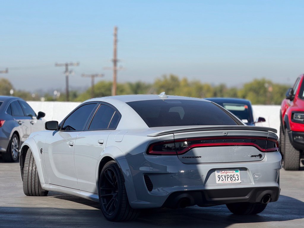 Used 2022 Dodge Charger SRT Hellcat w/ Carbon/Suede Interior Package RWD image 2