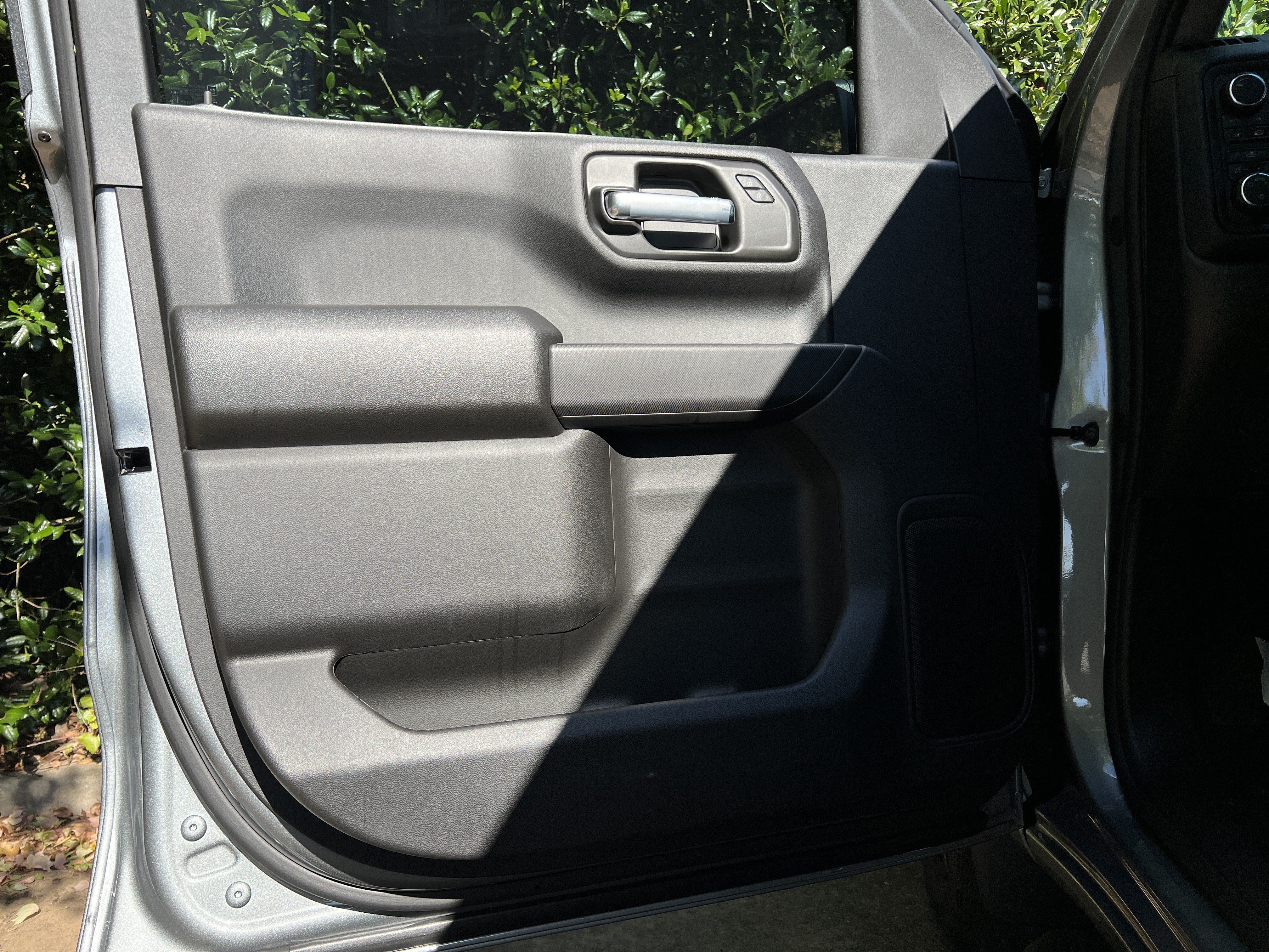 New 2026 Chevrolet Silverado 1500 Custom w/ Turbomax Blackout Package AWD/4WD image 15