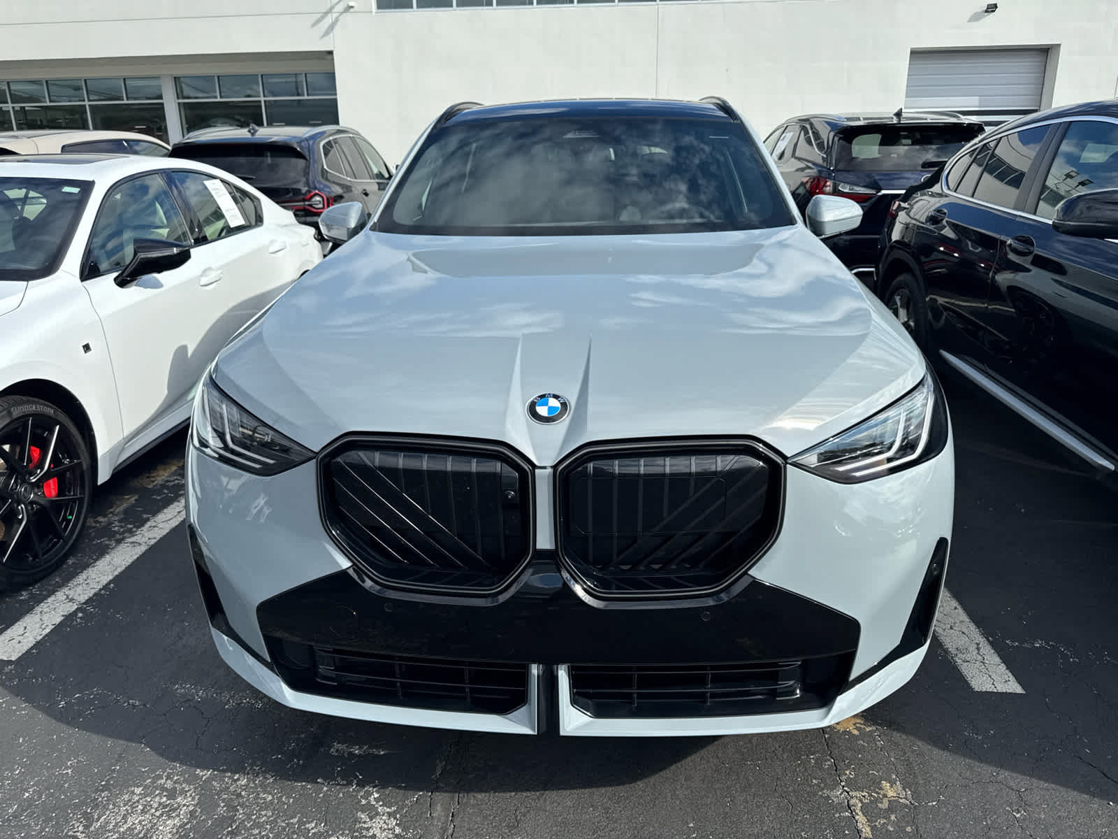 Used 2026 BMW X3 xDrive30i w/ Premium Package AWD/4WD image 3