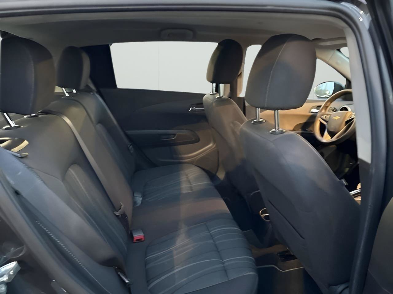 Used 2016 Chevrolet Sonic LT FWD image 20
