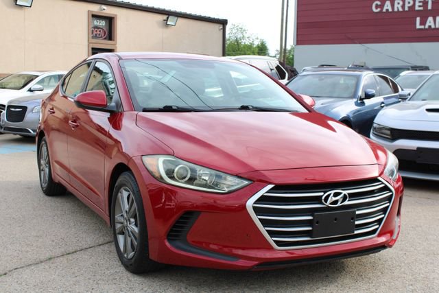 Used 2017 Hyundai Elantra SE FWD image 1