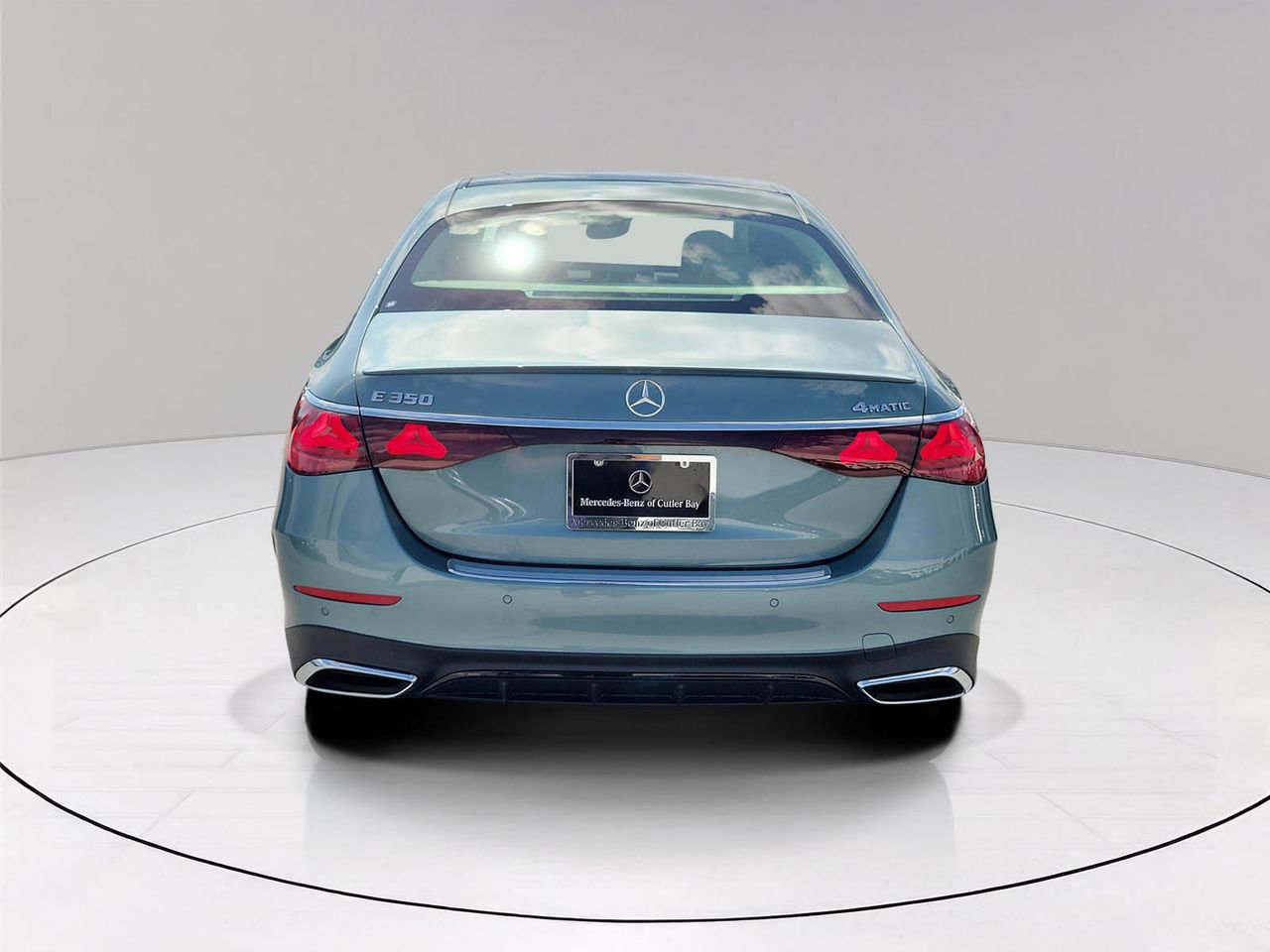 New 2026 Mercedes-Benz E 350 4MATIC Sedan image 5