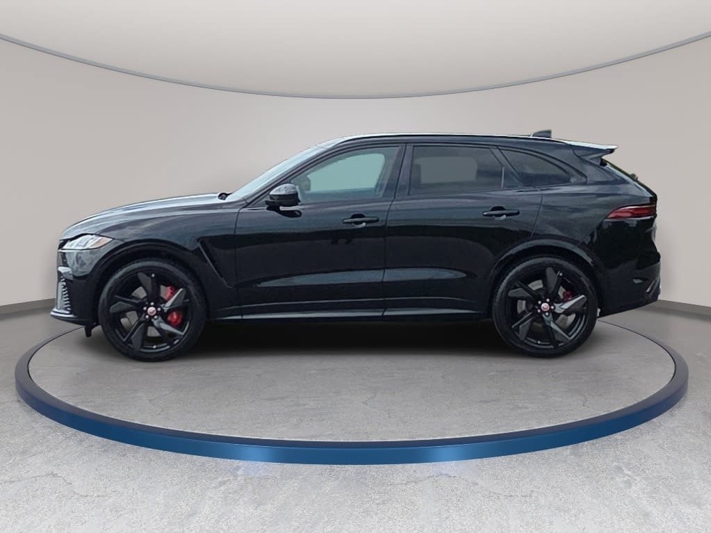 Certified 2022 Jaguar F-PACE SVR AWD/4WD image 8