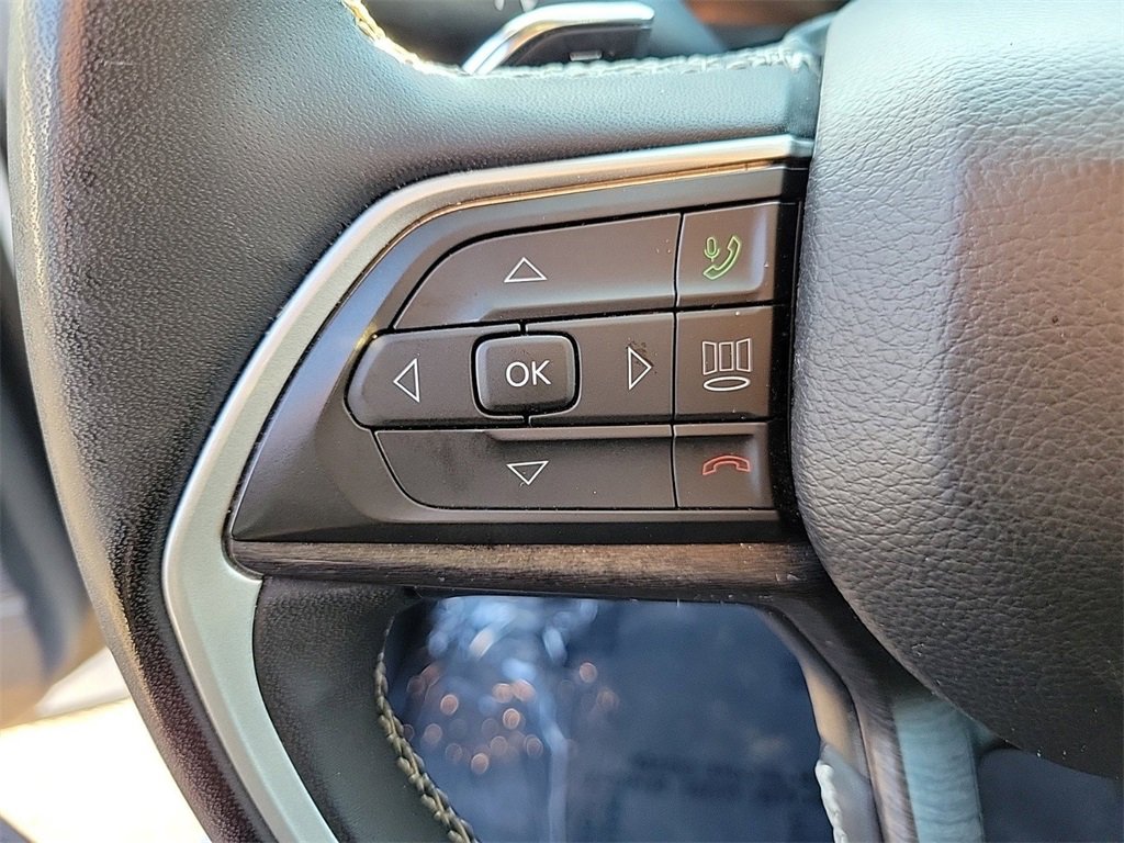 Used 2023 Jeep Grand Cherokee Limited image 21