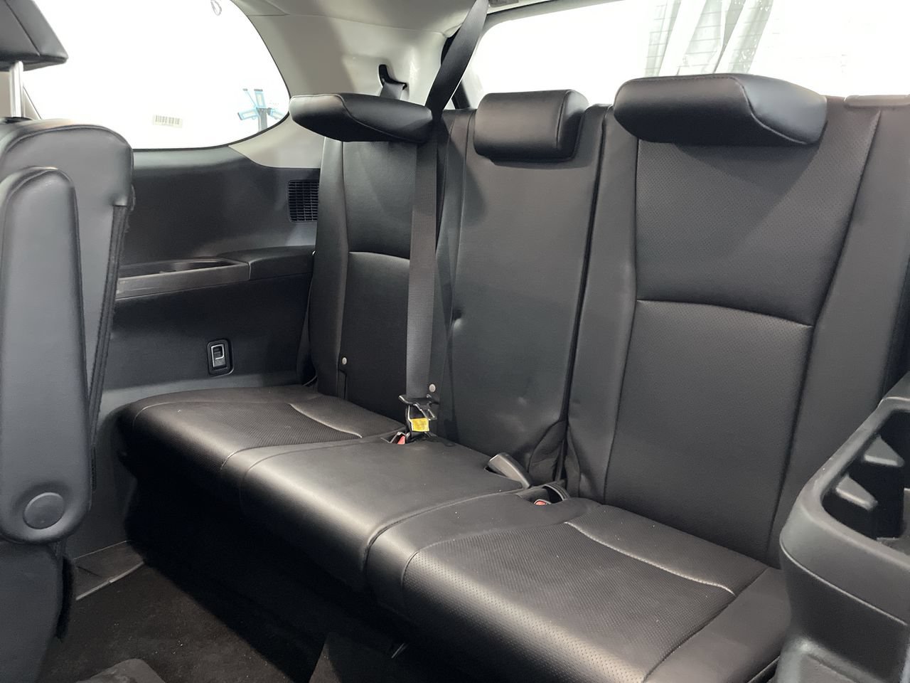 Used 2025 Toyota Grand Highlander AWD image 10