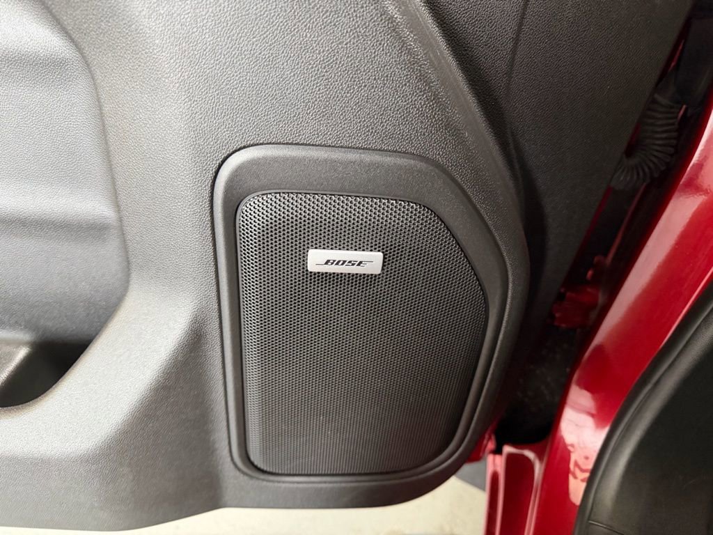 Used 2021 GMC Sierra 1500 Elevation w/ Preferred Package image 3