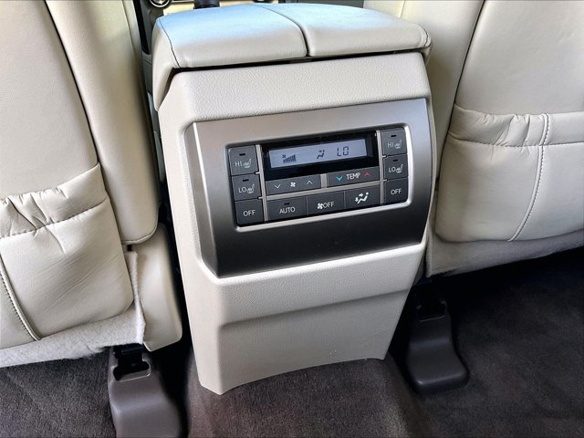 Used 2014 Lexus GX 460 Luxury AWD/4WD image 25