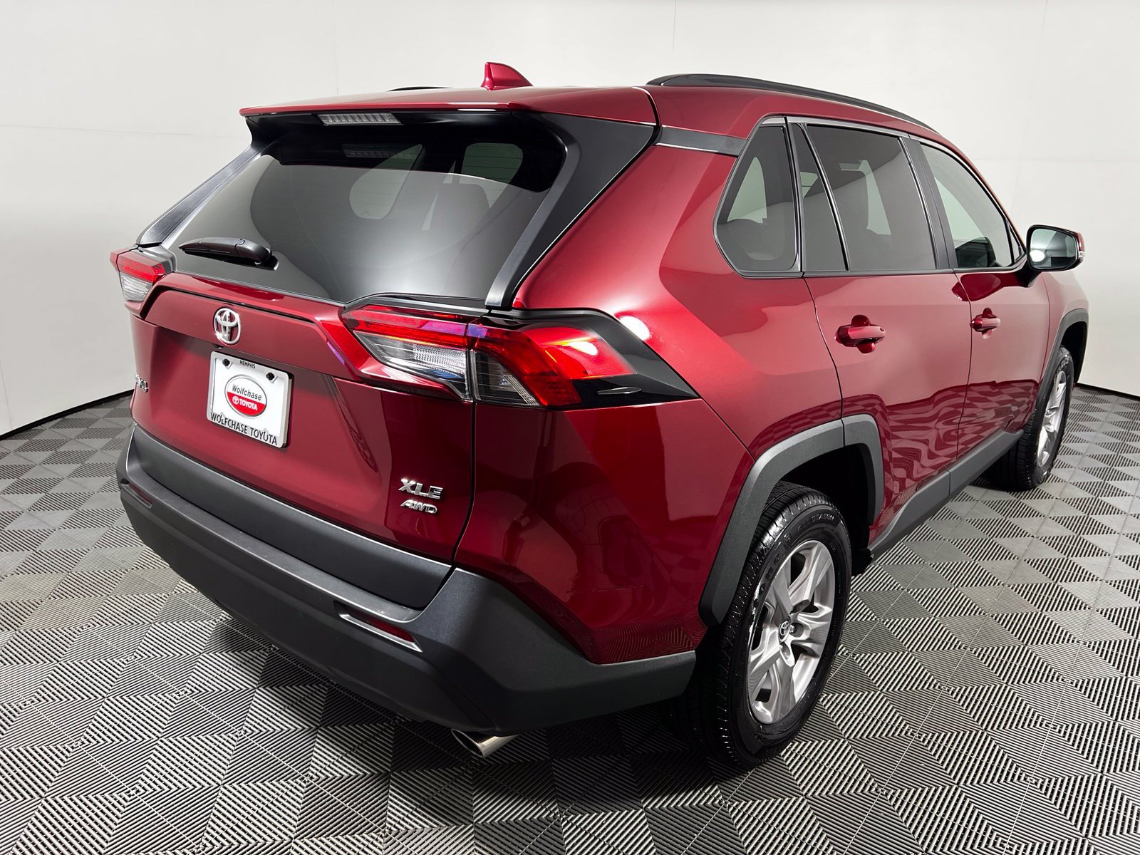 Certified 2025 Toyota RAV4 XLE AWD/4WD image 5