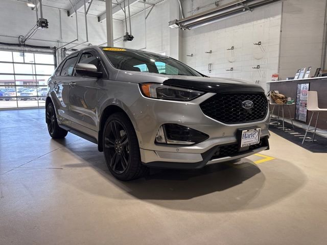 Used 2020 Ford Edge ST w/ Equipment Group 401A AWD/4WD image 3