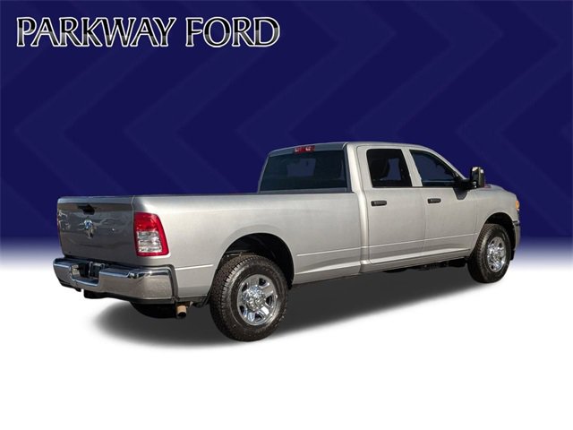 Used 2024 RAM 2500 Tradesman w/ Chrome Appearance Group image 5