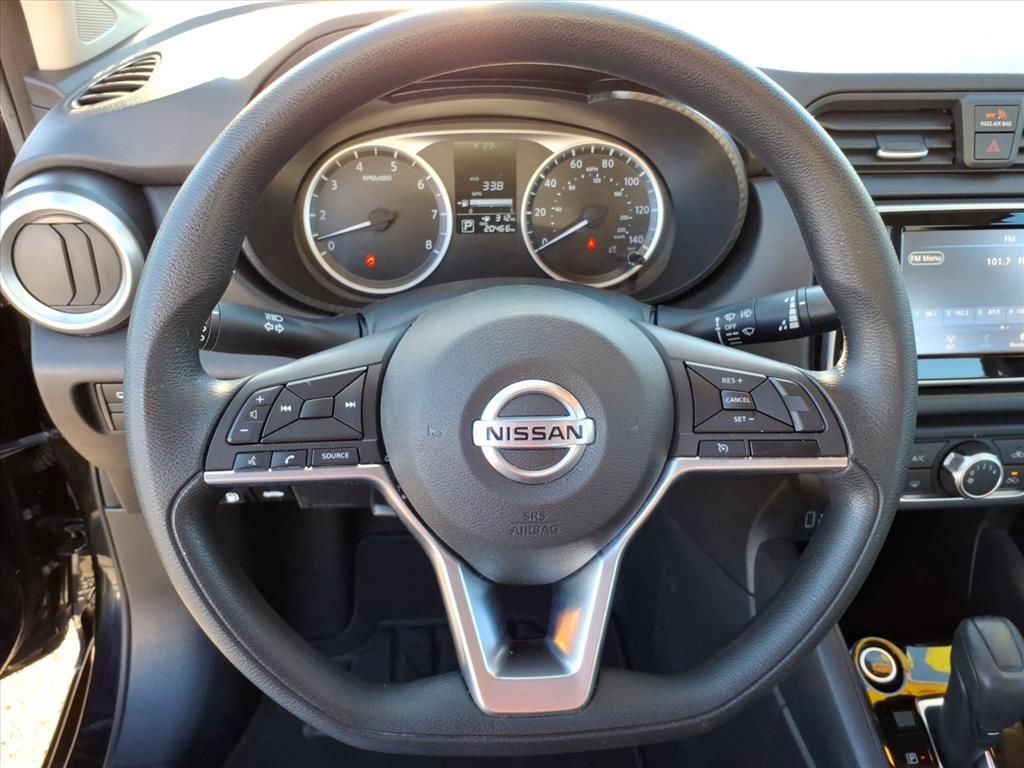 Used 2020 Nissan Versa S image 28