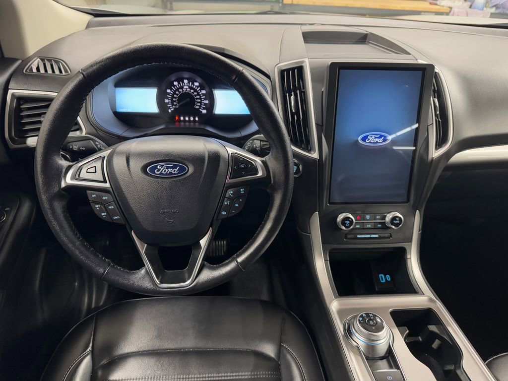 Used 2024 Ford Edge SEL image 18
