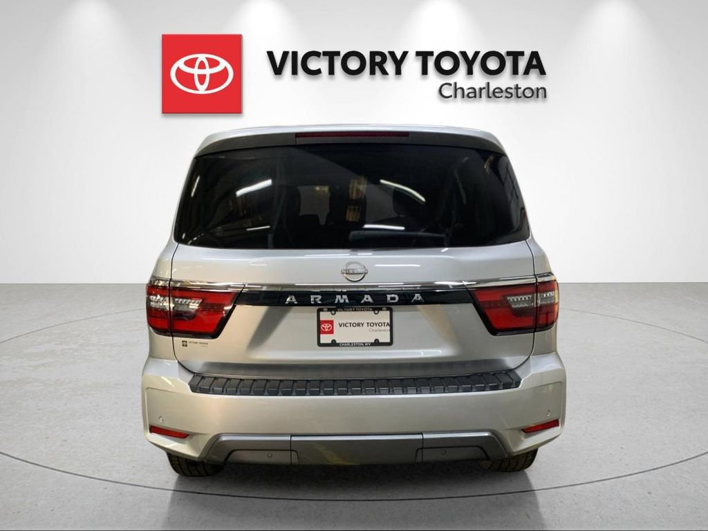 Used 2021 Nissan Armada SV w/ SV Appearance Package image 4