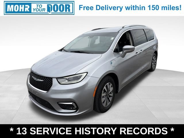 Used 2021 Chrysler Pacifica Touring-L FWD image 1