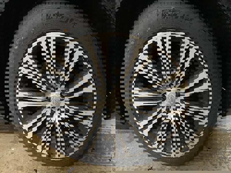 Used 2012 Chrysler 300 S w/ Luxury Group image 23