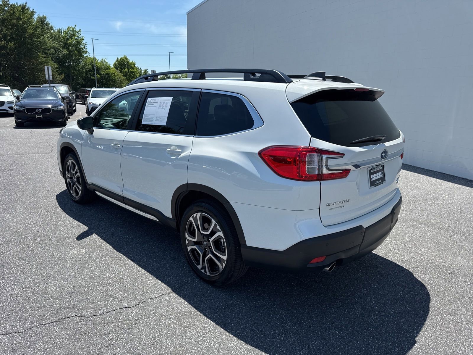Used 2025 Subaru Ascent Limited w/ Popular Package #2 AWD/4WD image 5