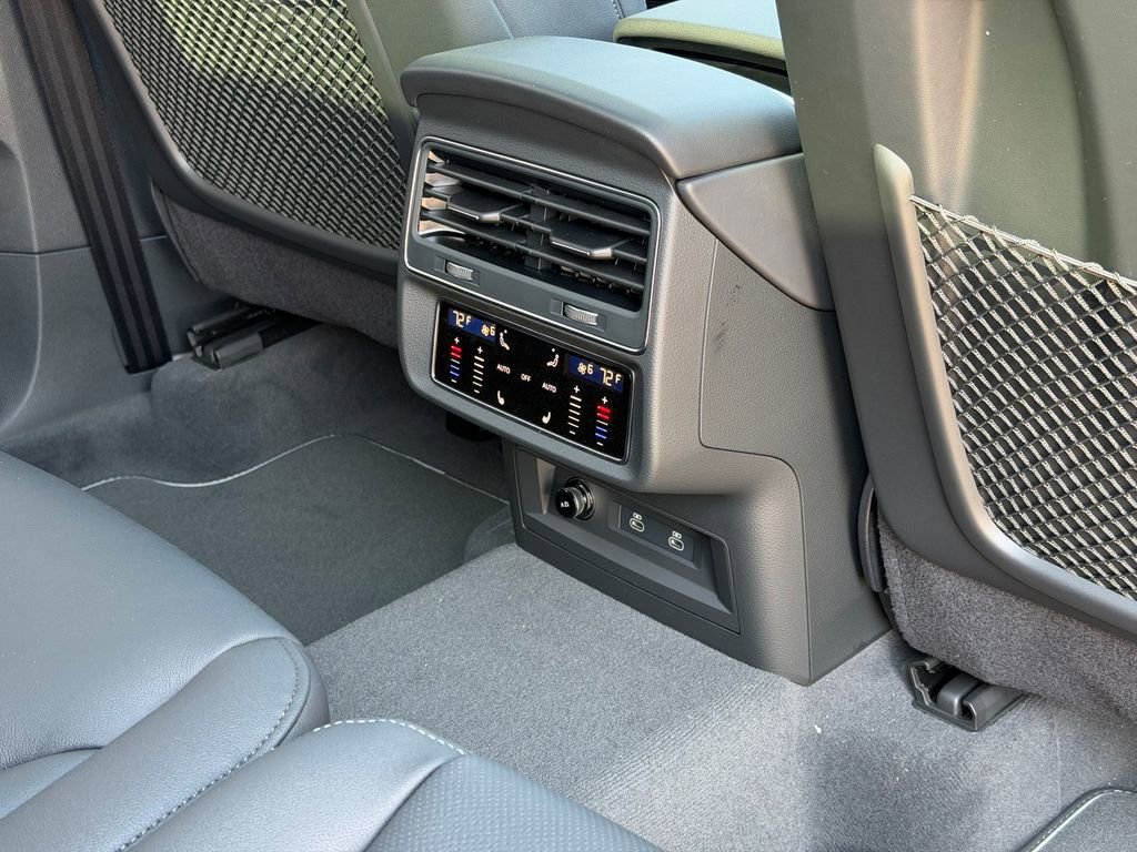 New 2026 Audi Q7 3.0T Premium Plus image 14