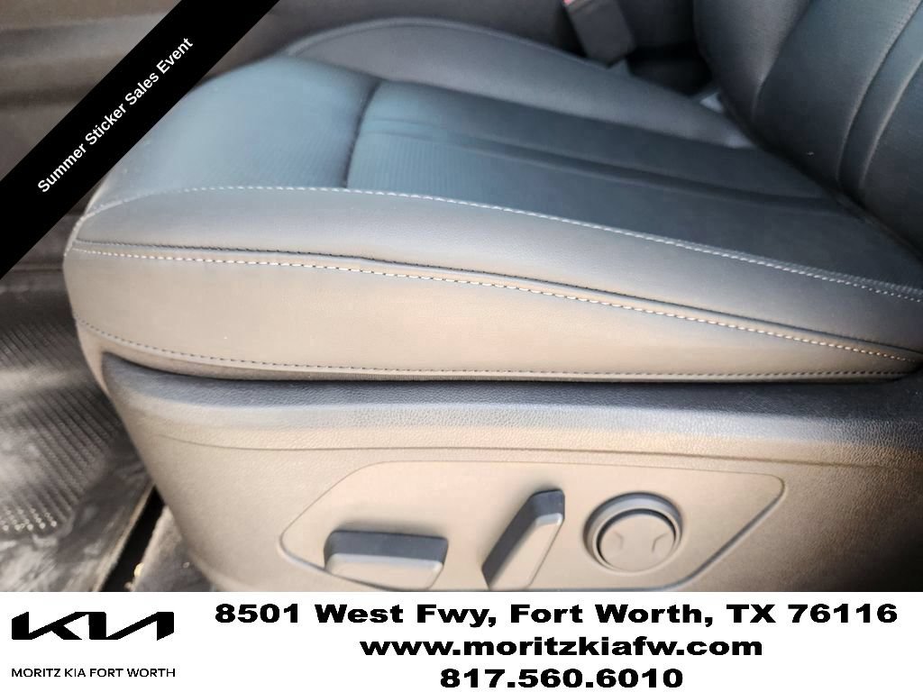 New 2026 Kia Sorento S w/ S Panoramic Sunroof Package FWD image 17
