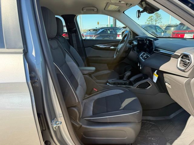 New 2026 Chevrolet TrailBlazer LS w/ LS Convenience Package FWD image 31