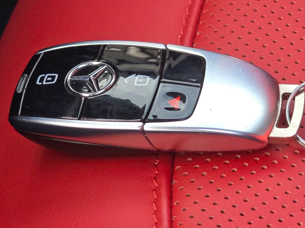 Used 2024 Mercedes-Benz G 550 image 39