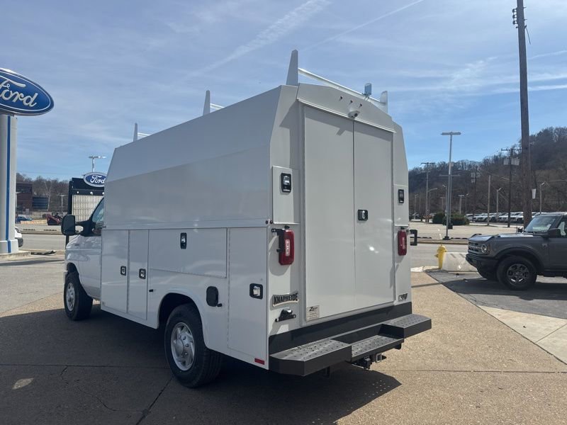 New 2026 Ford E-350 and Econoline 350 Super Duty w/ Power Equipment Group RWD image 5