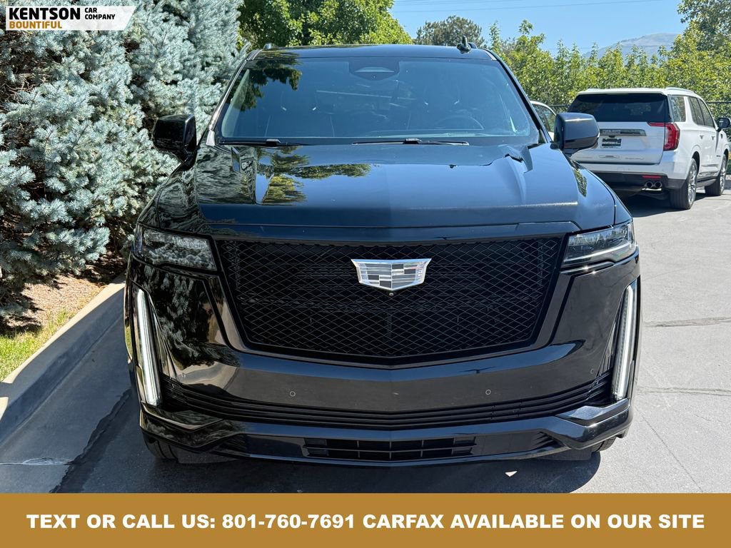 Used 2023 Cadillac Escalade Sport image 2