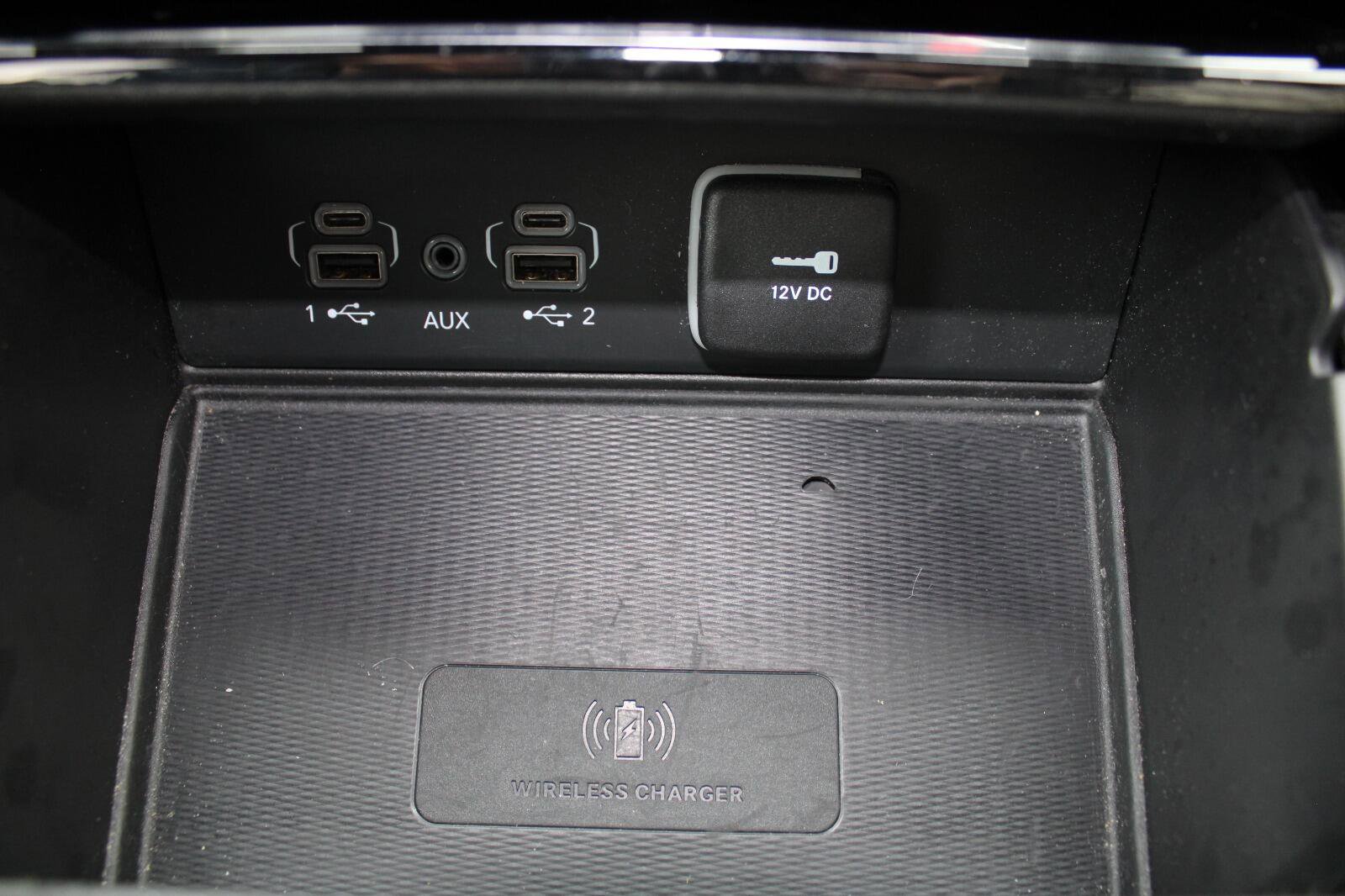Used 2023 Jeep Grand Cherokee L Overland w/ Advanced Protech Group III AWD/4WD image 24