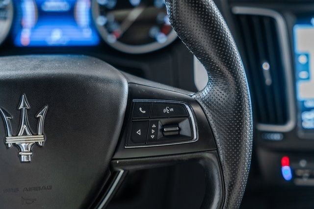 Used 2018 Maserati Levante S GranSport image 23
