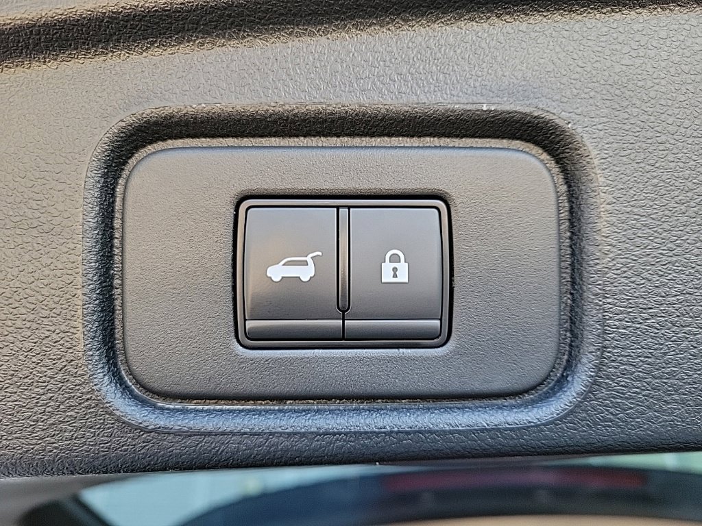 Used 2025 Nissan Pathfinder Rock Creek AWD/4WD image 22
