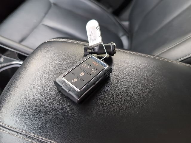 Used 2022 Jeep Grand Cherokee L Limited image 31