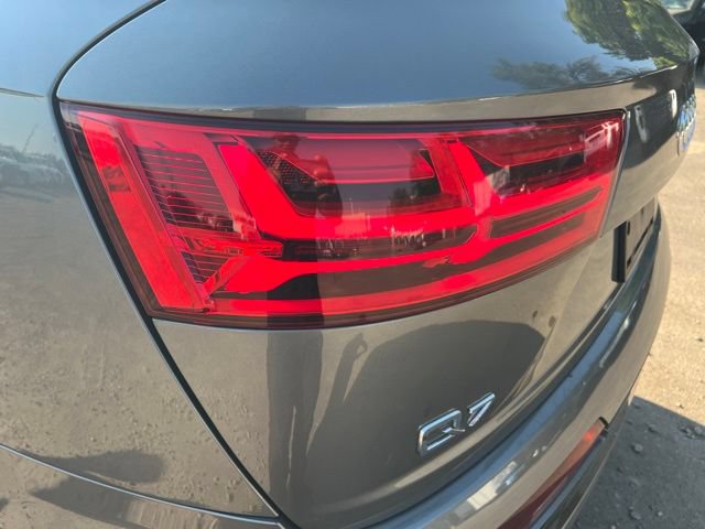 Used 2017 Audi Q7 3.0T Prestige w/ Prestige Package AWD/4WD image 11