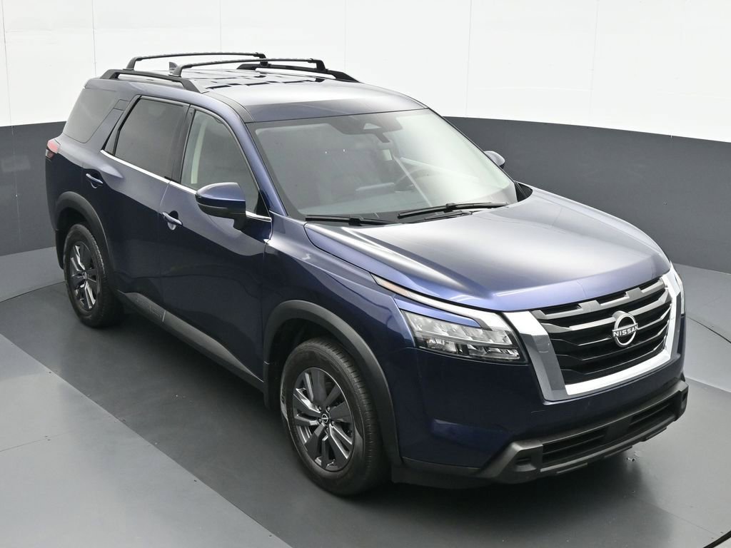 Used 2024 Nissan Pathfinder SV image 23