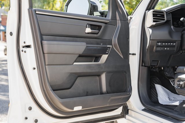 New 2026 Toyota Tundra Platinum w/ TRD Off-Road Package image 38