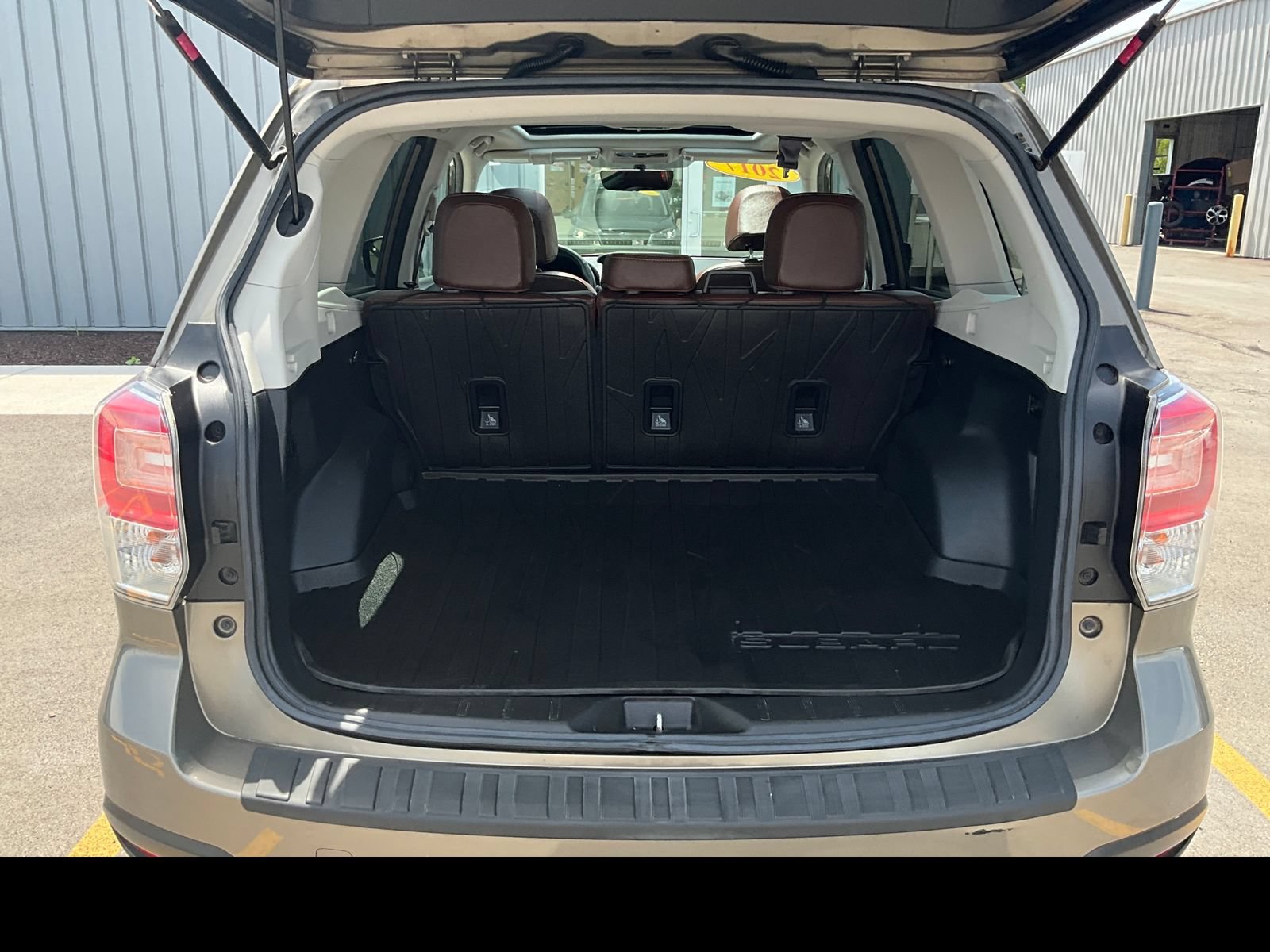 Used 2017 Subaru Forester 2.0XT Touring w/ Popular Package #2 AWD/4WD image 11