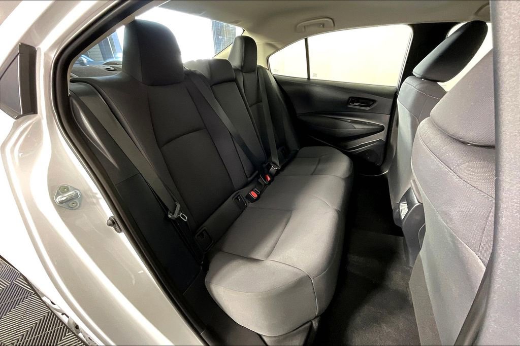 Used 2024 Toyota Corolla LE image 36