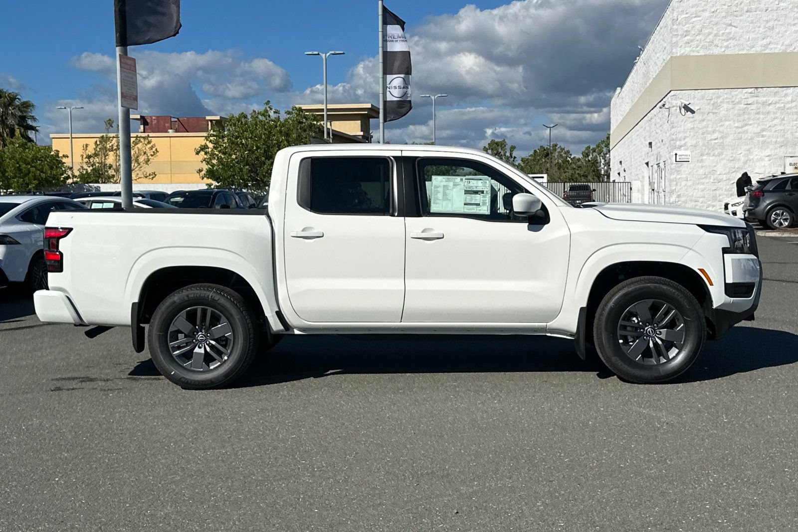 New 2026 Nissan Frontier SV w/ Tow Package AWD/4WD image 3