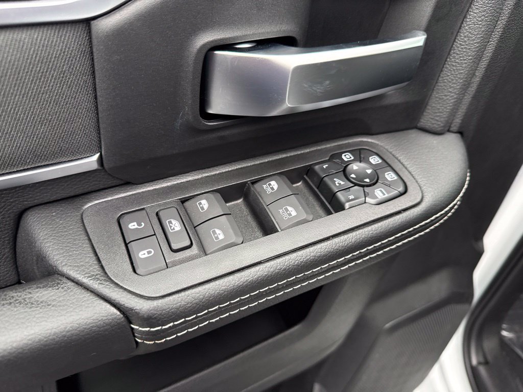 New 2027 RAM 2500 Big Horn AWD/4WD image 18