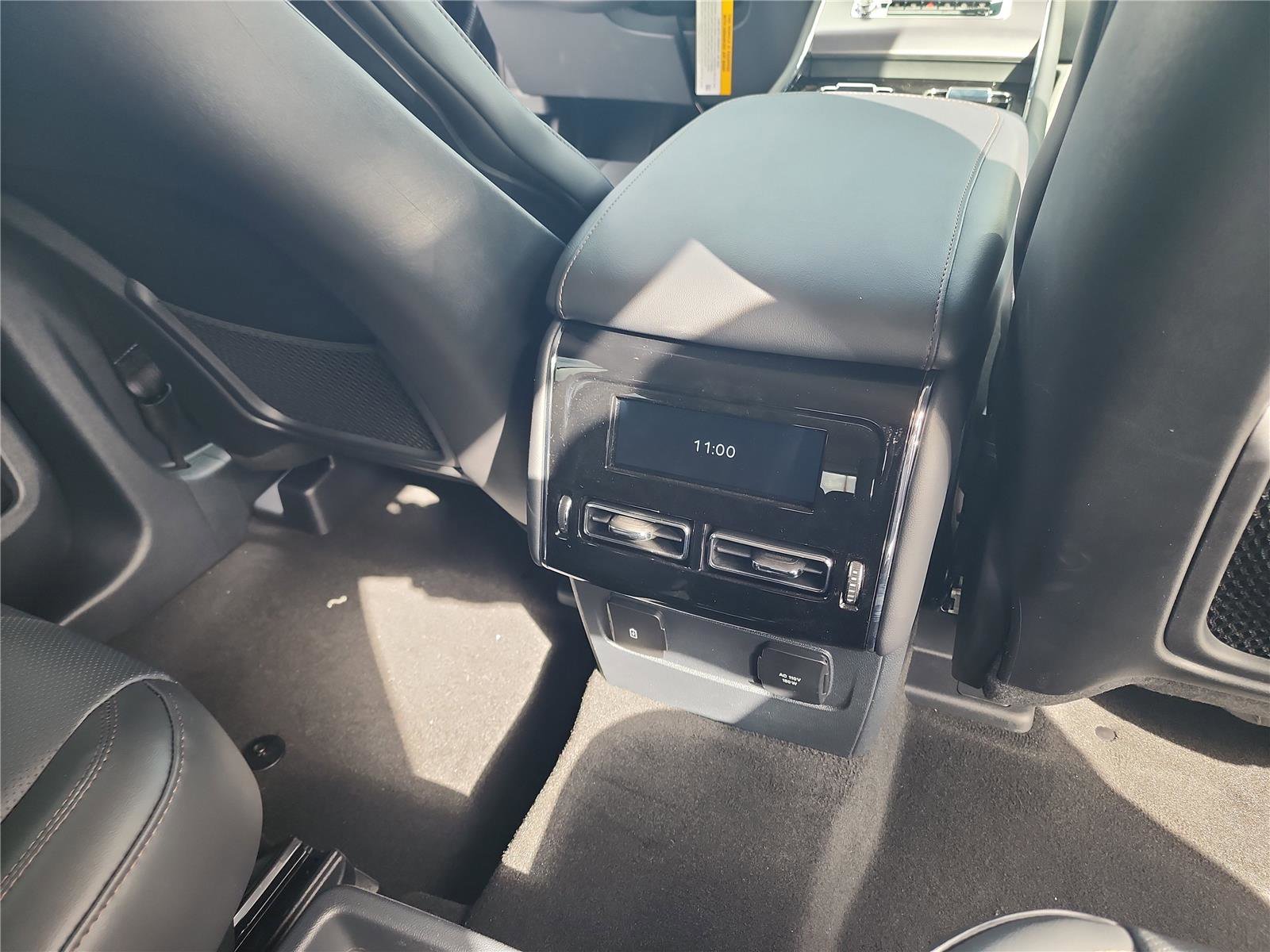 New 2026 Lincoln Aviator 2WD image 21