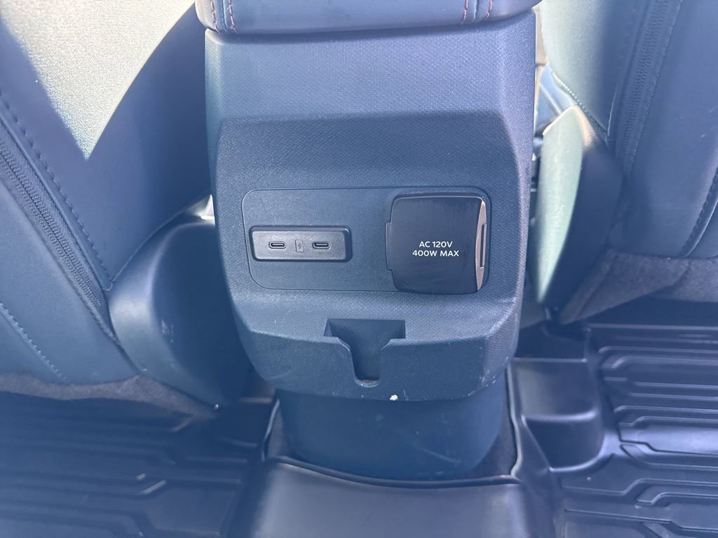 Used 2025 Ford Maverick Lariat AWD/4WD image 12