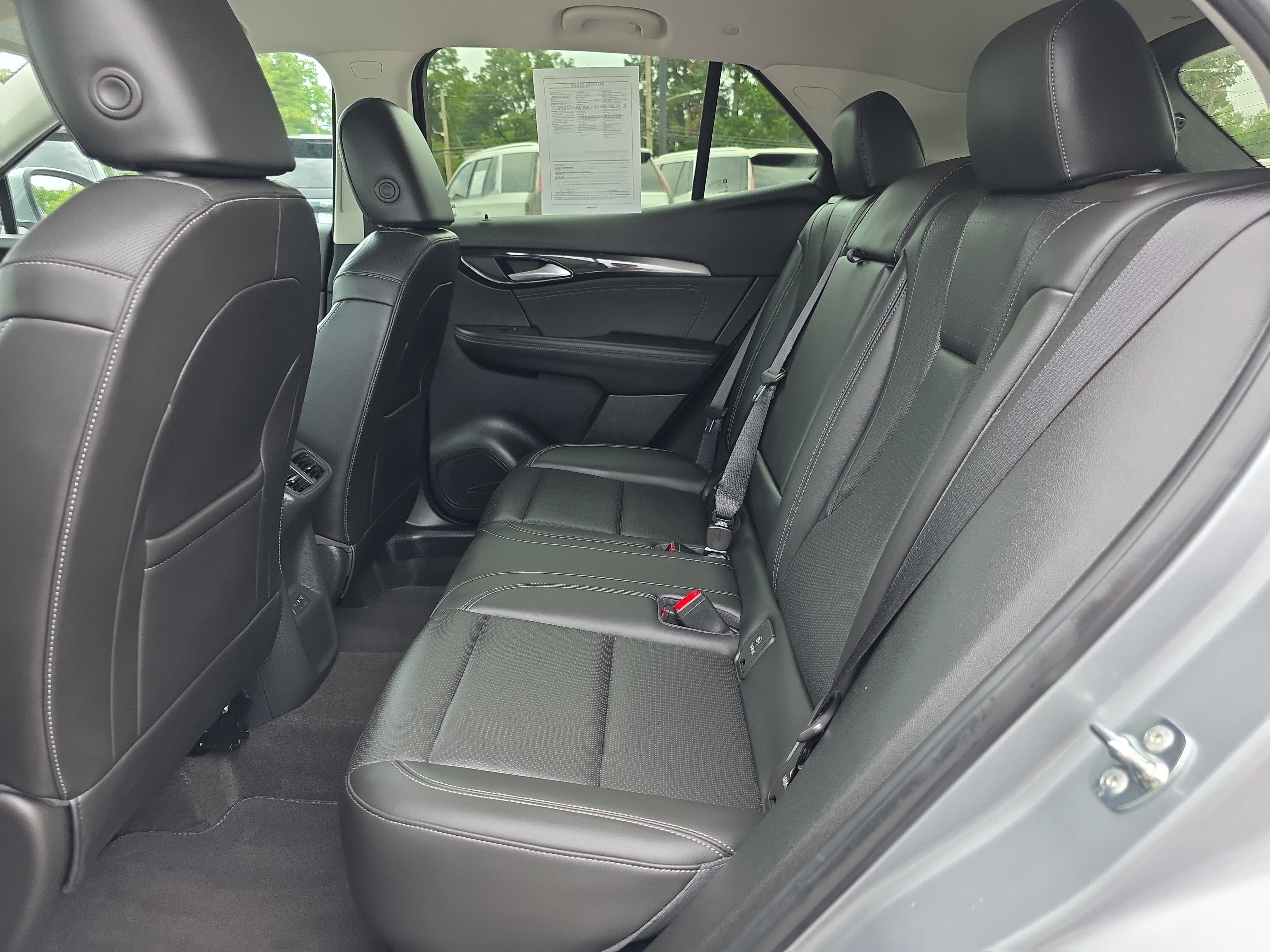 Used 2025 Buick Envision Preferred AWD/4WD image 11