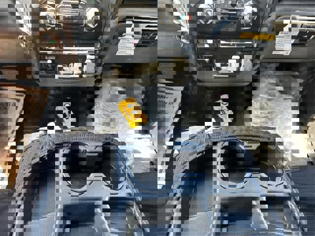 New 2025 GMC Sierra 3500 Pro w/ Fleet Convenience Package image 18