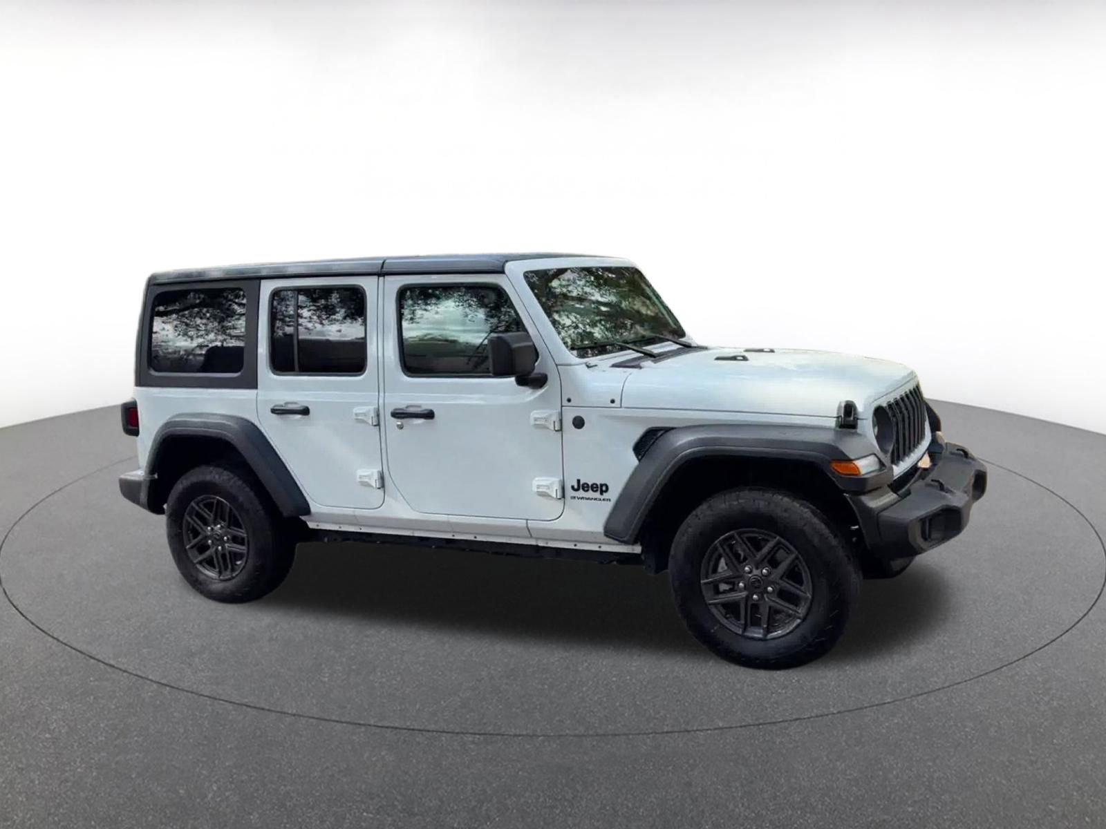 Used 2025 Jeep Wrangler Sport S image 2