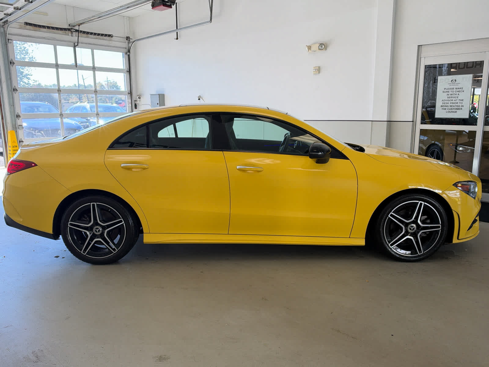 Used 2023 Mercedes-Benz CLA 250 4MATIC image 6